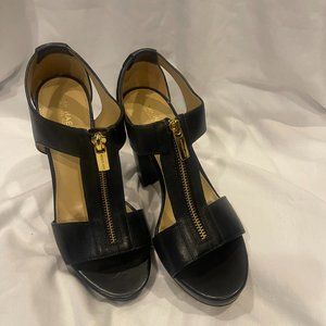 Michael Kors Berkley Black Leather T-Strap Platform Sandals with Gold Zipper 7M